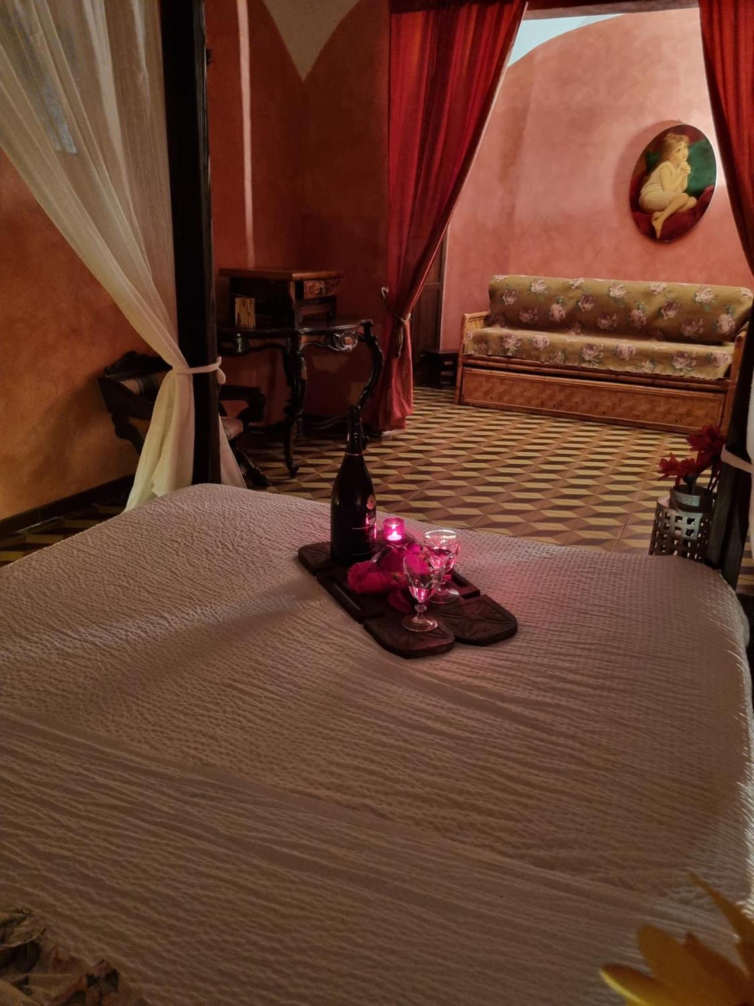 Il Bibiribi Al Castello Apartment Pieve di Teco Екстериор снимка