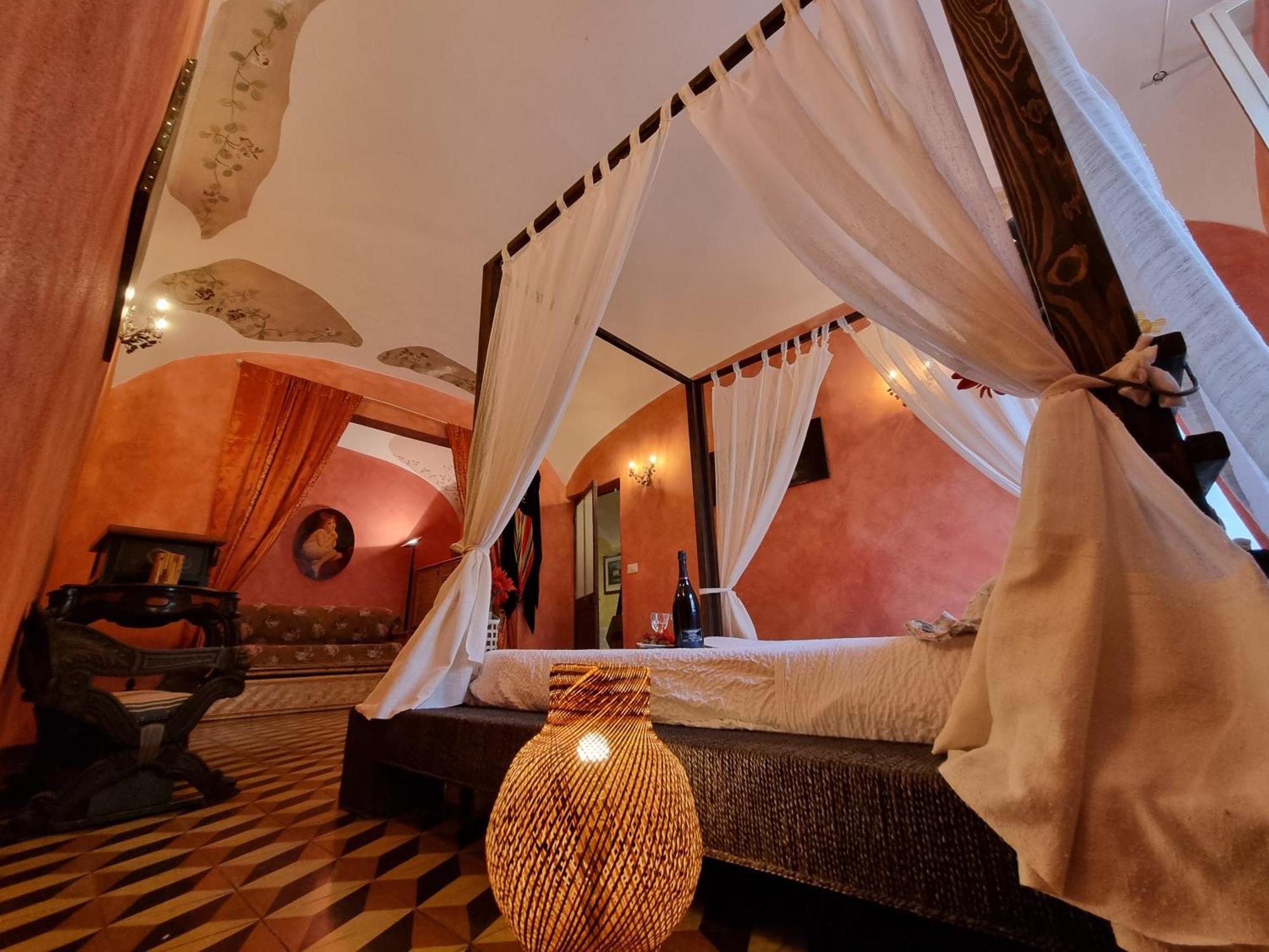 Il Bibiribi Al Castello Apartment Pieve di Teco Екстериор снимка
